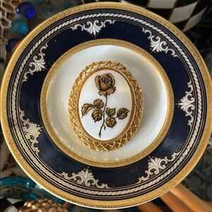 Vintage Porcelain Rose Cameo Pendant Brooch